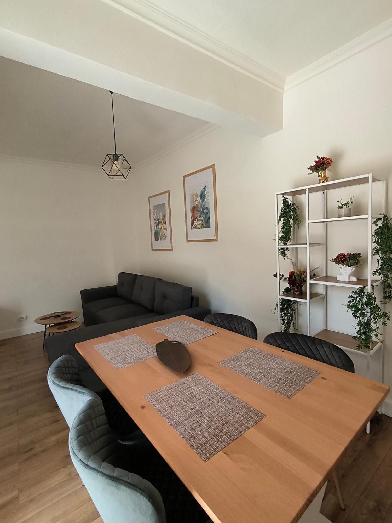 Port View, Veranda, 80 Sqm, Spacious Place For 6 Thessaloníki Luaran gambar
